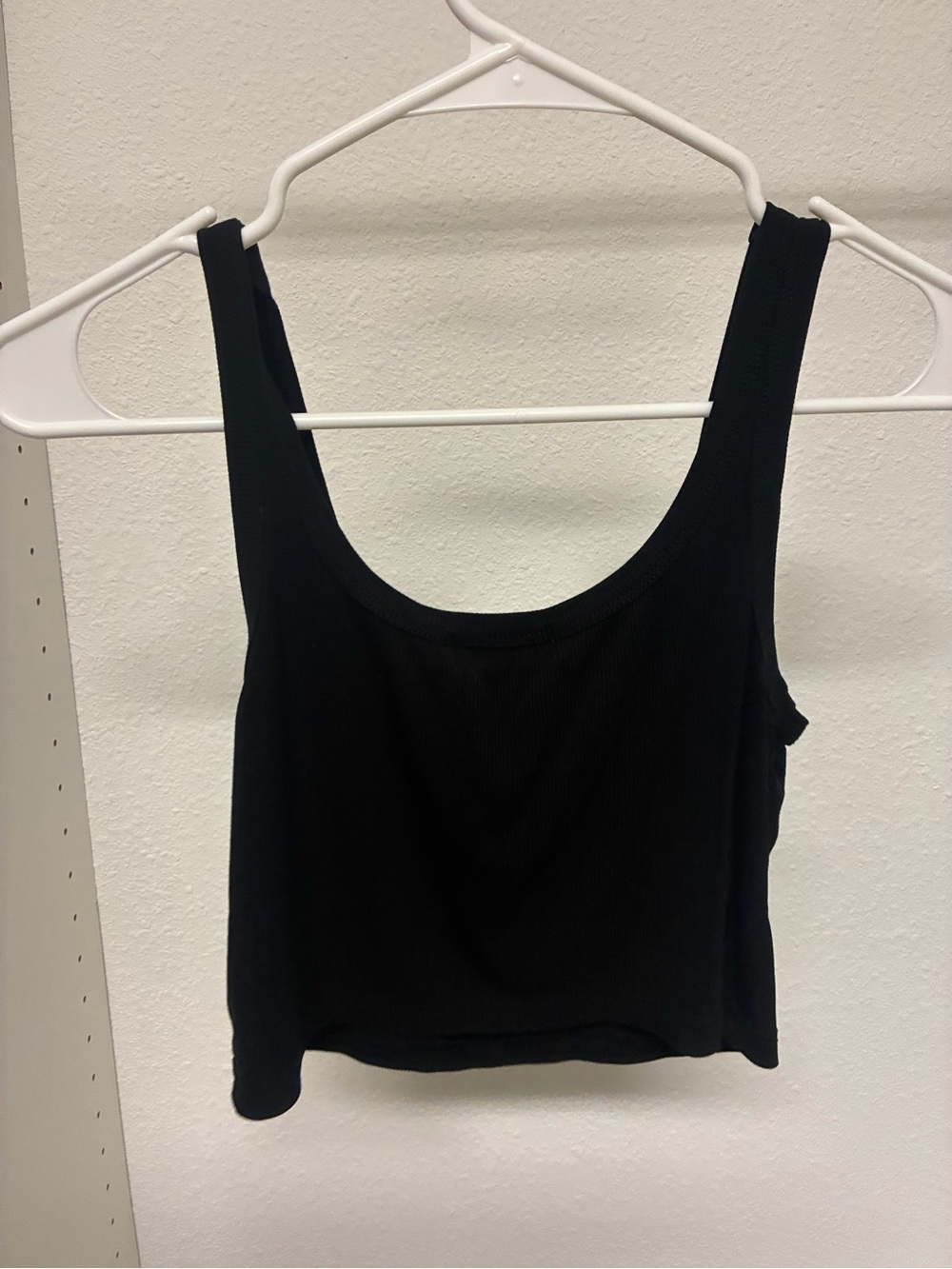 Edikted Black Crop Top with Rhinestone Angel Wing 👼 🖤 - Picture 3 of 3